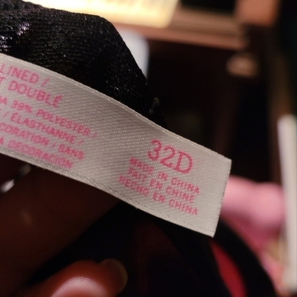 Victoria's Secret Black Floral Lace Lightly Lined Cage Back Bralette - Picture 4 of 4